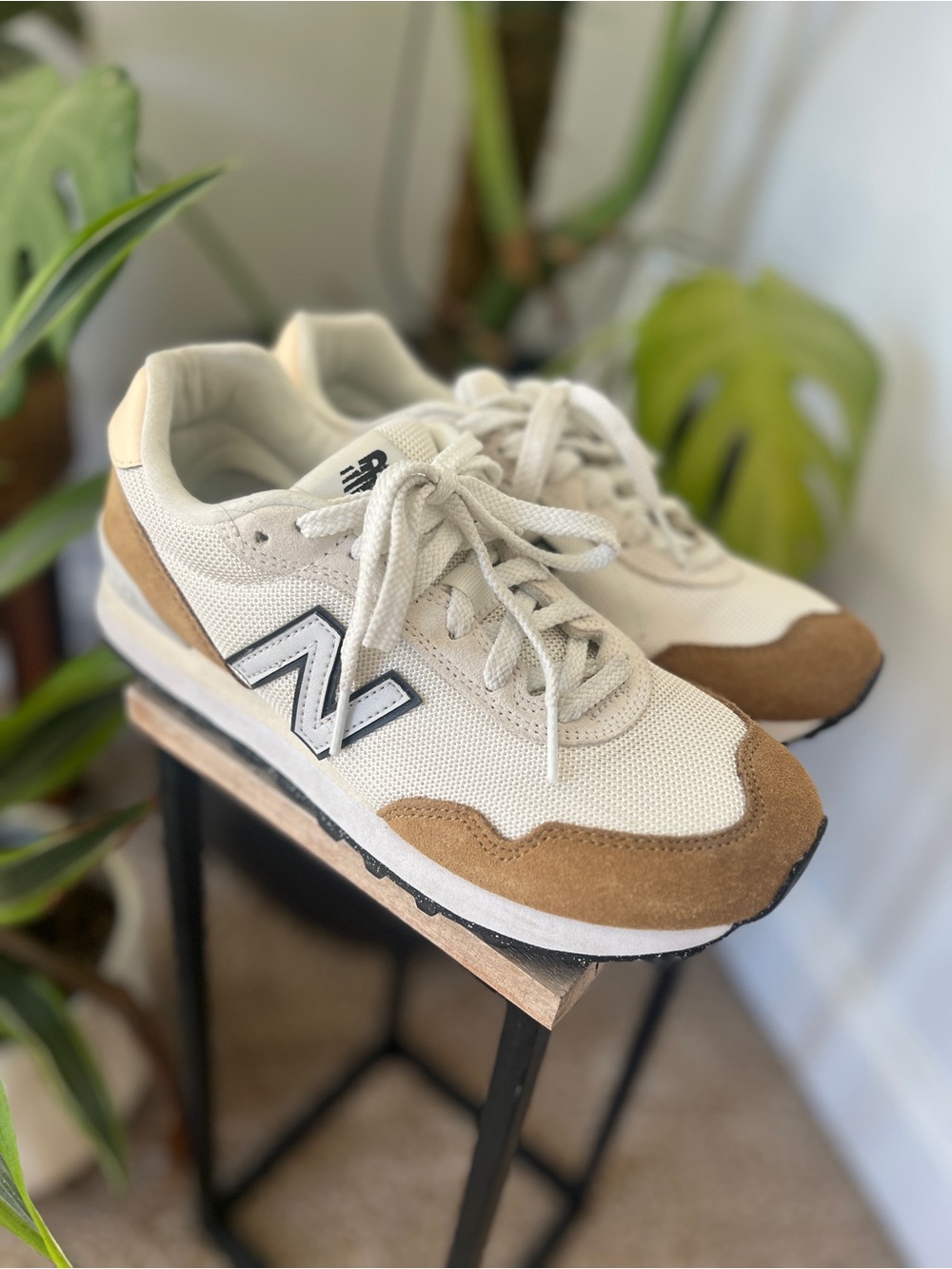 New Balance 515 - Cream & Brown Retro Runner